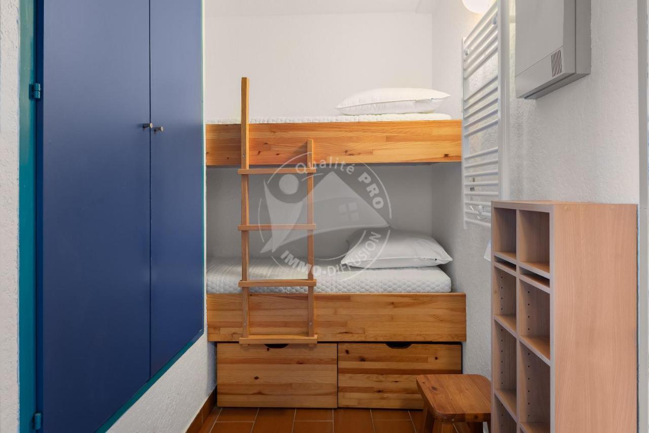 As22777- Studio Cabine Dans Une Residence De Standing Direct Sur Plage Sud Льо Гро-дю-Роа Екстериор снимка